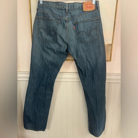 LEVIS Relaxed Straight Fit Medium Wash Jeans Size 32x32* - Picture 8 of 8